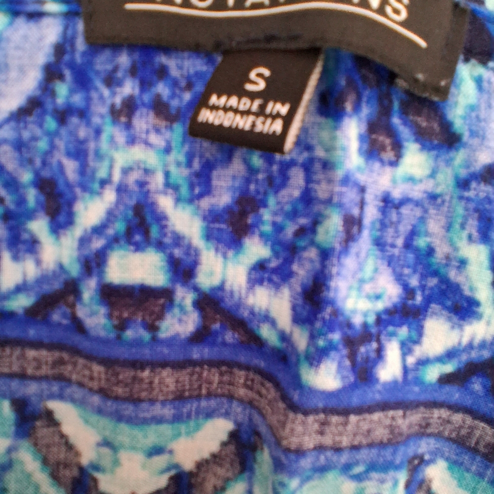 Elegant Notations Blue and Black Crochet Patterned Flow Maxi Dress - Picture 7 of 10
